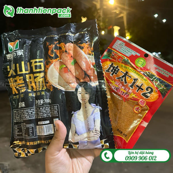 Bao bì lạp xưởng nướng đá