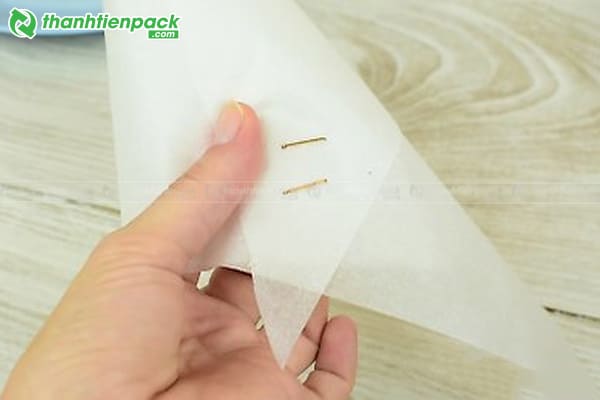 Cách tự làm túi bắt kem tại nhà