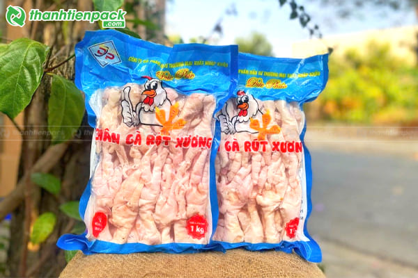 Túi đựng chân gà in logo thương hiệu