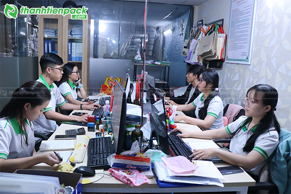 Đội ngũ chuyên viên