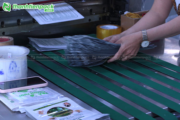 Gia c&ocirc;ng th&agrave;nh phẩm