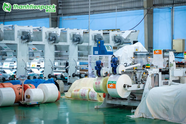 Xưởng sản xuất bao b&igrave; bột chi&ecirc;n gi&ograve;n