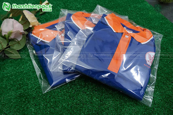 In túi opp đựng quần áo