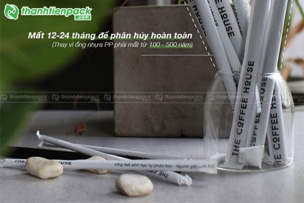 Ống hút phân hủy sinh học
