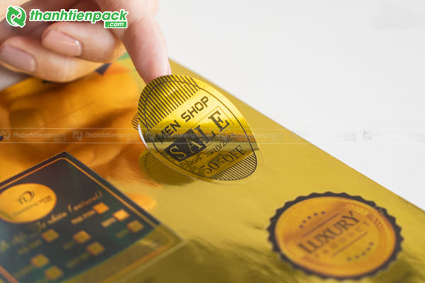 Nhãn decal xi bạc vàng