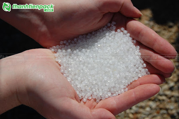 Nhựa nguyên sinh trong suốt dẻo dai