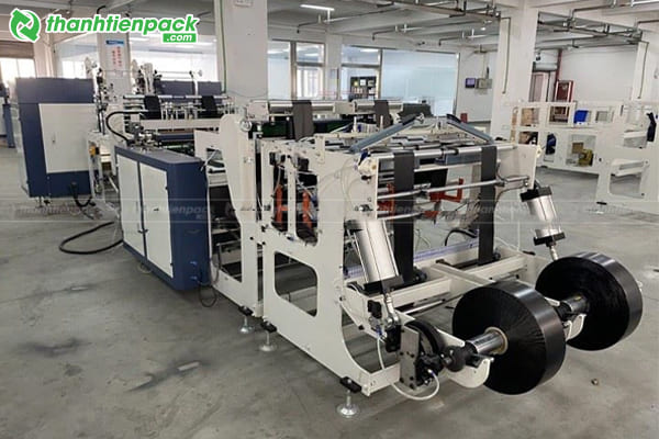 Sản xuất túi rác có dây rút