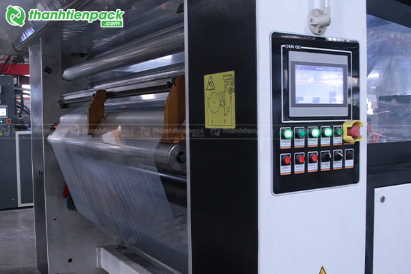 Sản xuất túi đựng đồ đi sinh