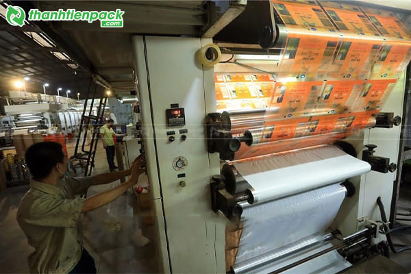 Xưởng in chữ lên bao bì