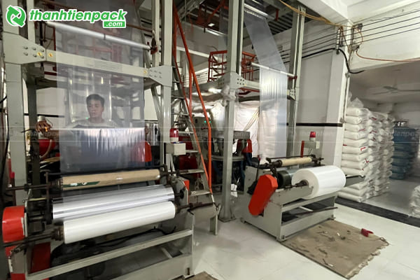 Sản xuất bao b&igrave; mặt nạ