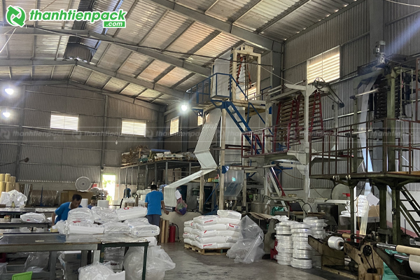 Xưởng sản xuất túi ép quai