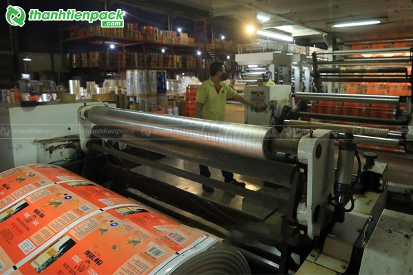 Xưởng sản xuất túi PE dán miệng