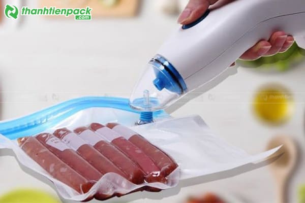 Cách hút chân không bằng túi zip 