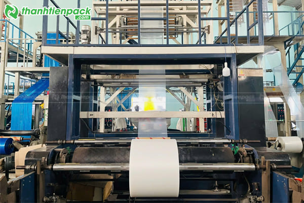 Sản xuất t&uacute;i zipper chỉ trắng