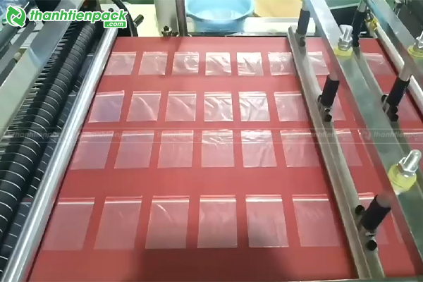 Sản xuất túi zipper