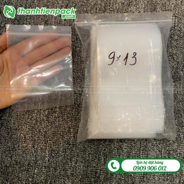 T&uacute;i zipper viền trắng